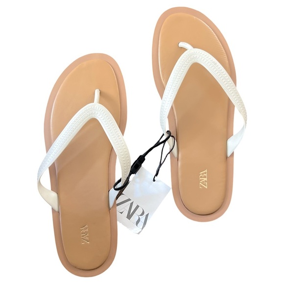 ZARA • Women’s Rubberized Thong Flip Flop Flat Sandals - Picture 3 of 5